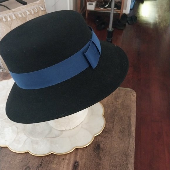 Vintage I.Magnin Black Wool Hat w/ Blue Ribbon Border - Picture 2 of 5